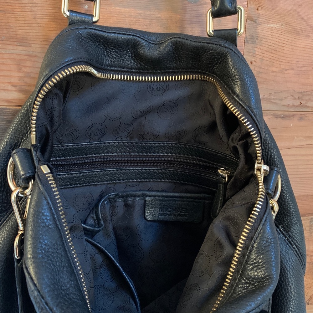 Micheal Kors black leather bag